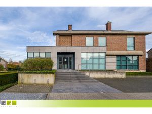 Commercieel te koop in Heers