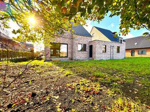 Huis te koop in Vlimmeren met 4 slaapkamers