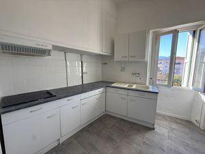 Location appartement 2 pièces 38m2 Céret 66400 - 500 € - Surface Privée