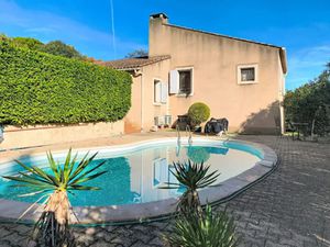 Vente maison 4 pièces 121 m² à Sauveterre (30150)  359 000 €