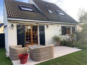 Location maison 4 pièces 87.95 m² à Angerville-la-Campagne (27930)  1 045 €