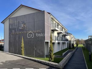 Vente appartement 1 pièce 27 m² à Saint-Etienne-de-Saint-Geoirs (38590)  99 000 €