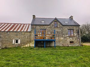PERSQUEN EN CAMPAGNE JOLIE MAISON DE 134M² DE 5 PIÈCES UNE DÉPENDANCE DE 93M² EN PIERRE SO