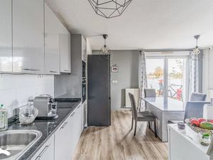 Vente appartement 3 pièces 59 m² à Begles (33130)  234 300 €