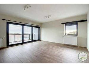 Bel appartement deux chambres en centre-ville! Libre le 01 j