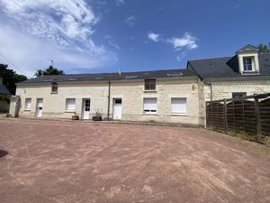 A 20 minutes de SAUMUR