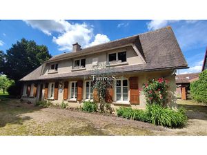 Propriété avec beaucoup de potentiel ! 140 m2 + dépendances