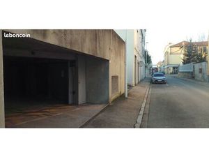 Loue garage centre ville