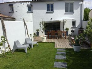 Charmante maison charentaise à l'année