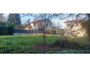 Vente terrain 518 m² à Saint-Gervais (38470)  80 000 €