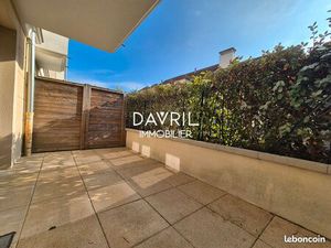 Studio 1 pièce 32 m²