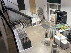 Vente locaux professionnels 278 m² à La Londe-les-Maures (83250)  67 200 €