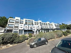 Vente locaux professionnels 165 m² à Le Cannet (06110)  327 600 €