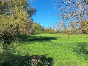 Vente terrain 2600 m² à Salon-de-Provence (13300)  470 000 €