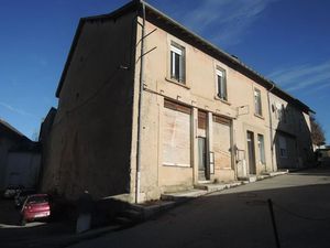 Vente immeuble 17 pièces à Hauteville-Lompnes (01110)  430 000 €
