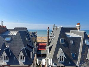 Vente locaux professionnels 150 m² à Houlgate (14510)  898 000 €