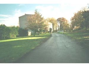 Location appartement 1 pièce 30 m² à Roye (80700)  511 €