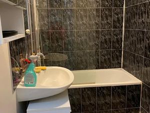 Location meublée appartement 2 pièces 25 m² à Meaux (77100)  680 €