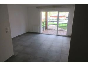 Location appartement 2 pièces 44 m² à Beaumont (74160)  1 090 €