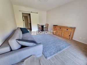 Location appartement 1 pièce 23.44 m² à Peymeinade (06530)  722 €