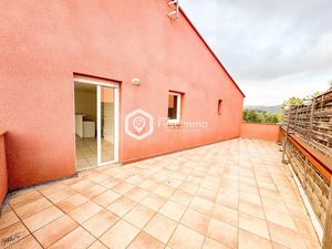 Location appartement 4 pièces 75 m² à Ille-sur-Têt (66130)  760 €