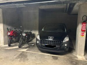 ?️ Place de parking sécurisée à La Plaine Saint-Denis – 95/mois
