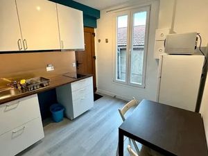 Location meublée appartement 1 pièce 22 m² à Ivry-sur-Seine (94200)  899 €