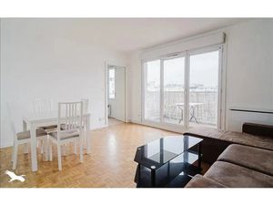 Location meublée appartement 2 pièces 38 m² à Lyon 3ème (69003)  980 €