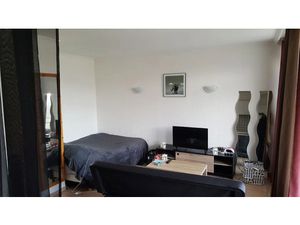 Location meublée appartement 1 pièce 27 m² à Saint-Julien-en-Genevois (74160)  950 €