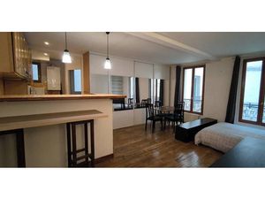 Location meublée appartement 1 pièce 34 m² à Paris 17ème (75017)  1 245 €