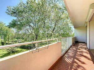 Appartement Saint Denis Les Bourg 3 pièce(s)