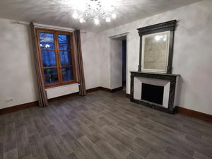 Location maison 6 pièces 114 m² à Saint-Aignan (41110)  950 €