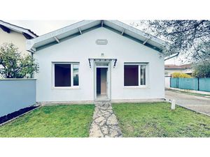 Location maison 5 pièces 109.8 m² à Begles (33130)  1 490 €