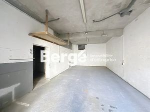 Location locaux professionnels 62 m² à Mougins (06250)  1 500 €