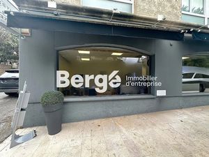 Location locaux professionnels 67 m² à Mougins (06250)  2 100 €