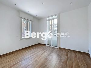 Location locaux professionnels 4 pièces 71 m² à Nice (06000)  1 500 €