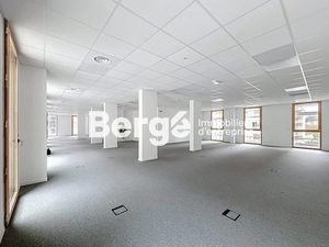 Location locaux professionnels 259 m² à Nice (06000)  4 741 €