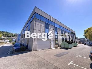 Location locaux professionnels 939 m² à Nice (06000)  12 500 €