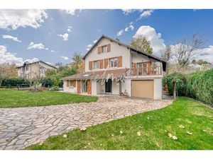 Maison de prestige à louer - 12 pièces - LE PECQ