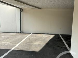 Parking à louer - 8 m2 - Coulommiers - 77 - ILE-DE-FRANCE