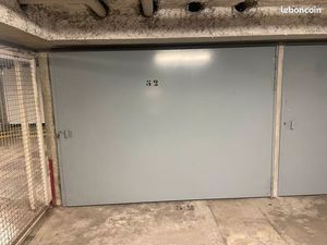 Box/Parking spacieux  sécurisé & propre au RDC  de 14m2 à Saint-Ouen