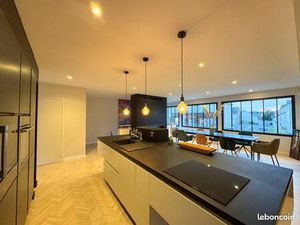 LOFT MEUBLÉ HAUT DE GAMME – 200 m² – TERRASSE  JARDIN & GARAGE