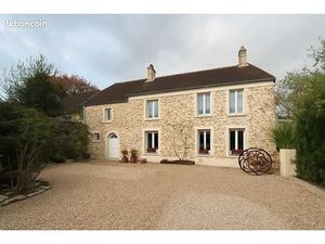 Maison 8 pièces 192 m²