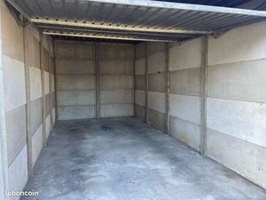 Garage à louer
