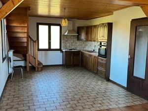 Loue maison 7 pièces secteur Saint Laurent en Grandvaux