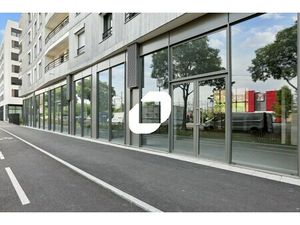 Location Local Professionnel 249m² VILLEURBANNE 69100