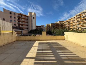 Location Appartement 2 pièces 33m² LE LAVANDOU 83980