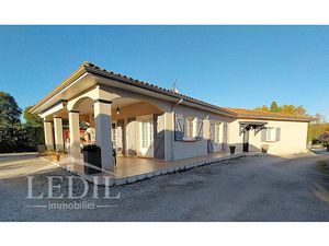 Vente villa 6 pièces 148 m² à Auch (32000)  329 000 €