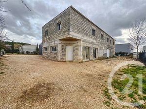 Maison à vendre - 7 pièces - 530 m2 - Remoulins - 30 - LANGUEDOC-ROUSSILLON