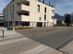 Local professionnel à louer ANNECY 5 pièce(s) 130m2 2 500€/mois HT/HC